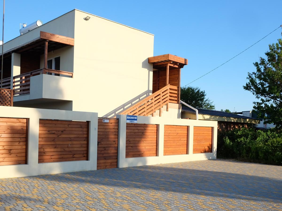 Lokomotiv 1006А Hotel Zatoka Exterior foto